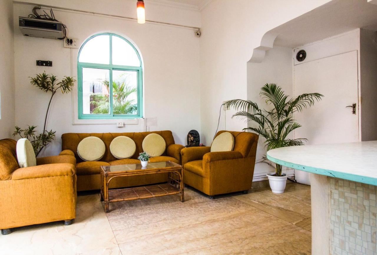 The Turquoiise House Hotel Morjim Bagian luar foto